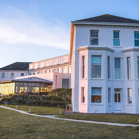 Hotel Polurrian On The Lizard Mullion